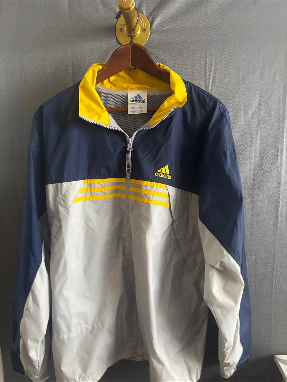 adidas Yellow Athletic Windbreaker Mesh Lining jacket